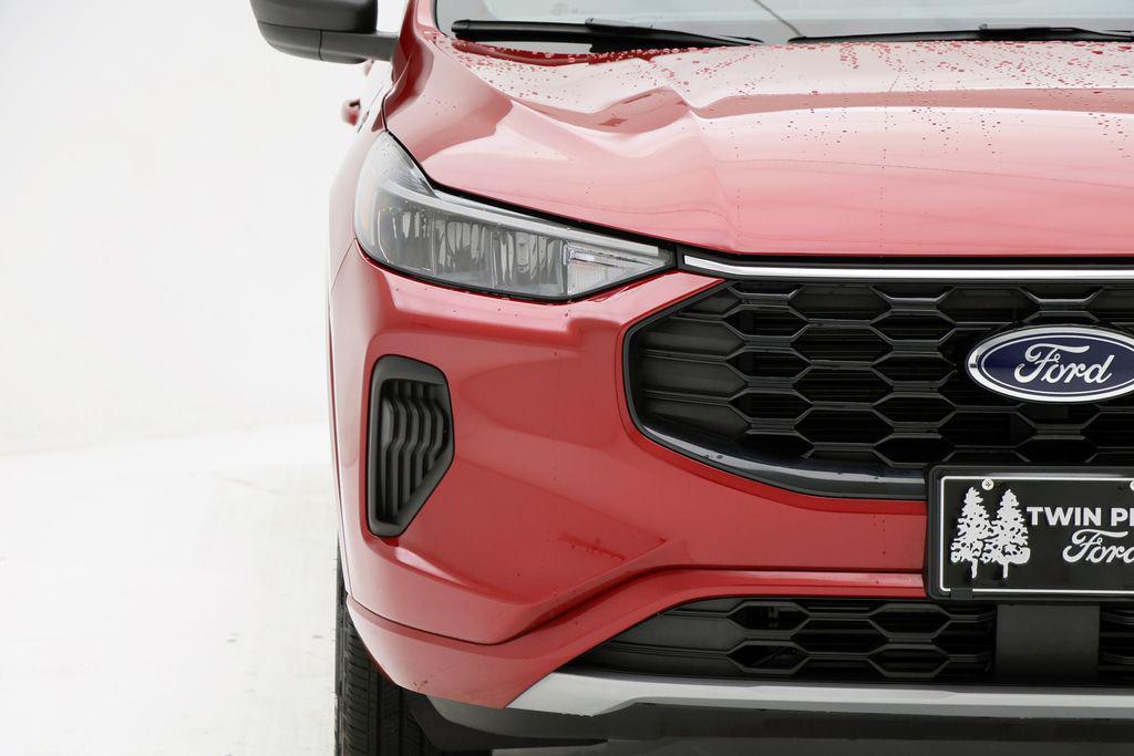 used 2023 Ford Escape car, priced at $24,400