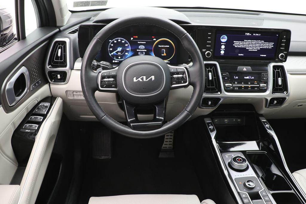 used 2023 Kia Sorento Plug-In Hybrid car, priced at $34,900