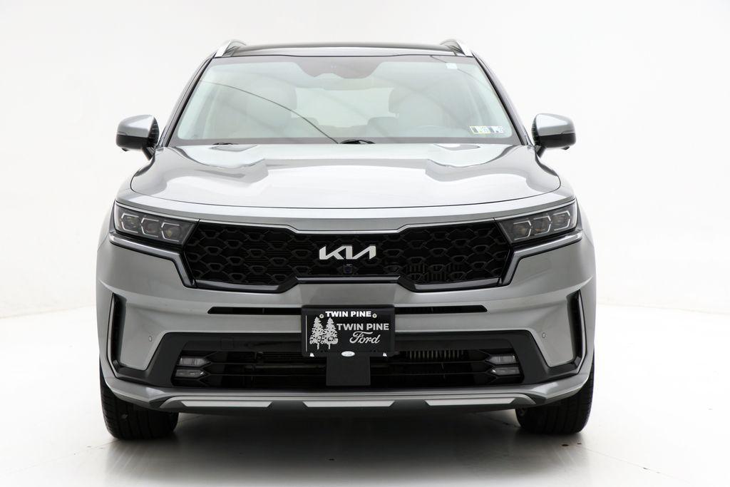 used 2023 Kia Sorento Plug-In Hybrid car, priced at $34,900