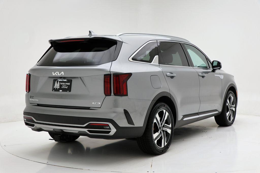 used 2023 Kia Sorento Plug-In Hybrid car, priced at $34,900
