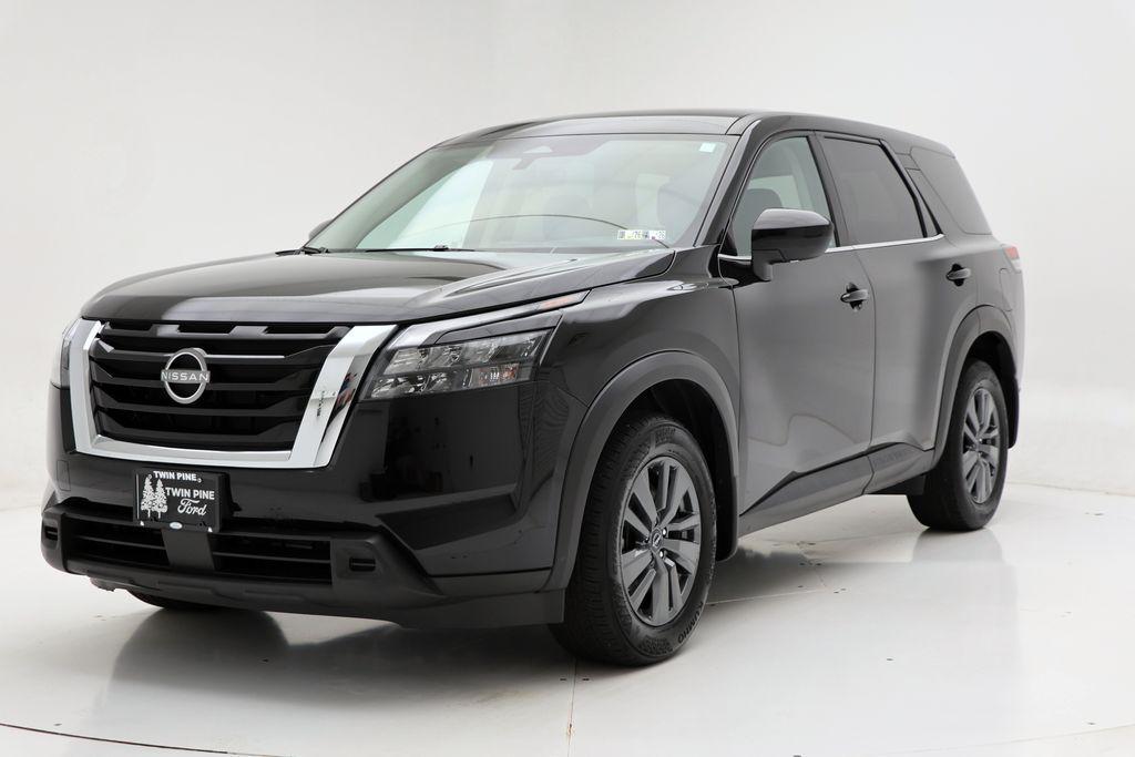 used 2024 Nissan Pathfinder car, priced at $31,800