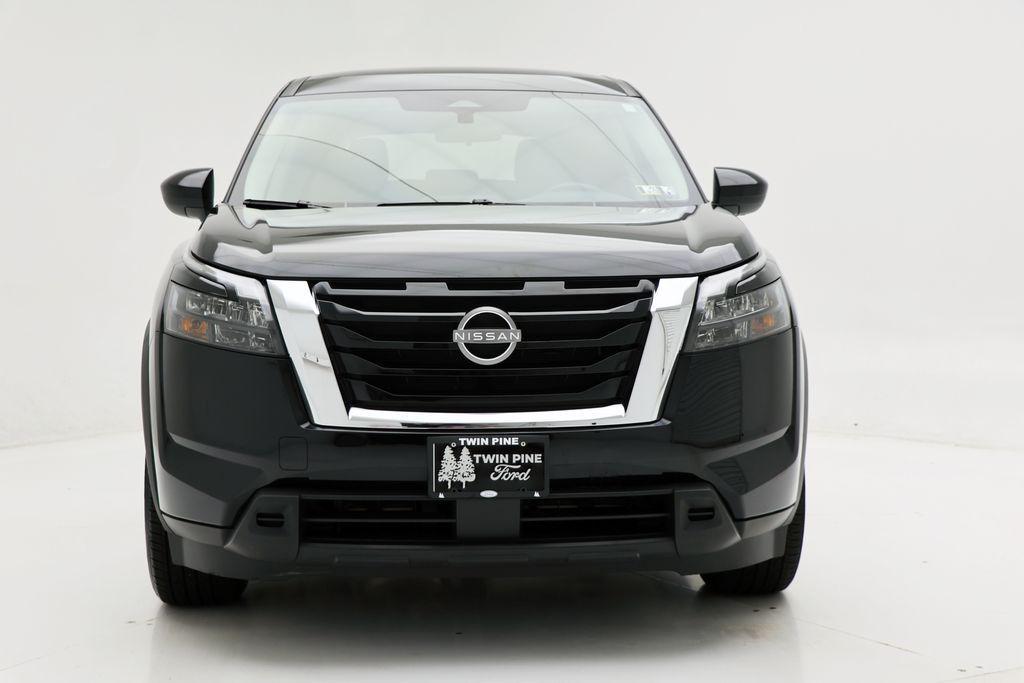 used 2024 Nissan Pathfinder car, priced at $31,800