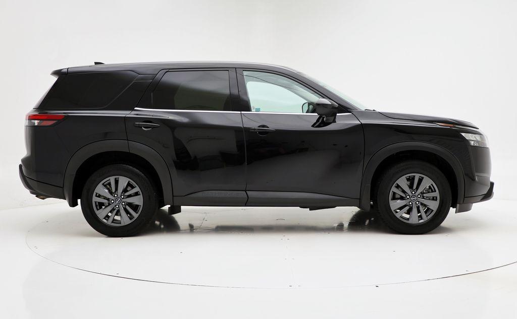 used 2024 Nissan Pathfinder car, priced at $31,800
