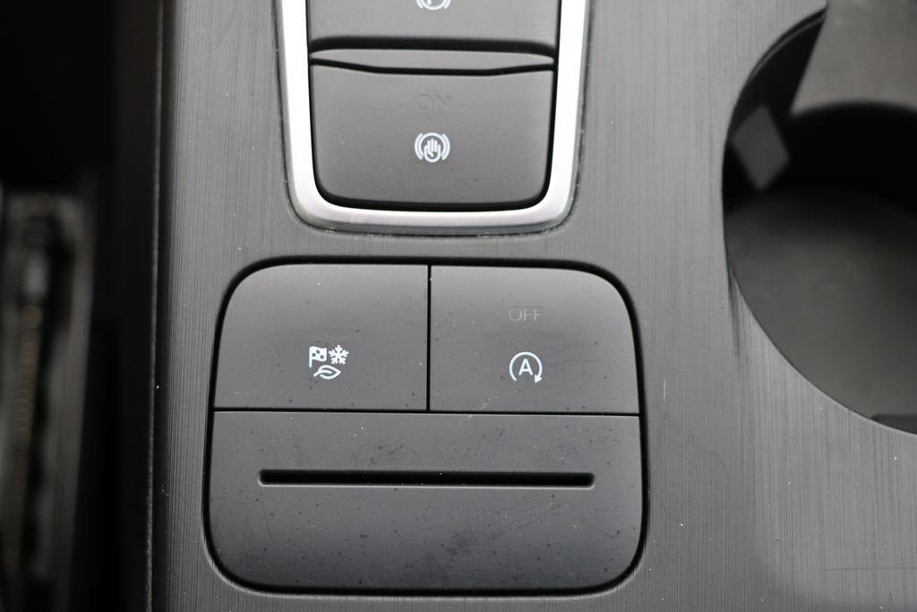 used 2022 Ford Escape car, priced at $24,400