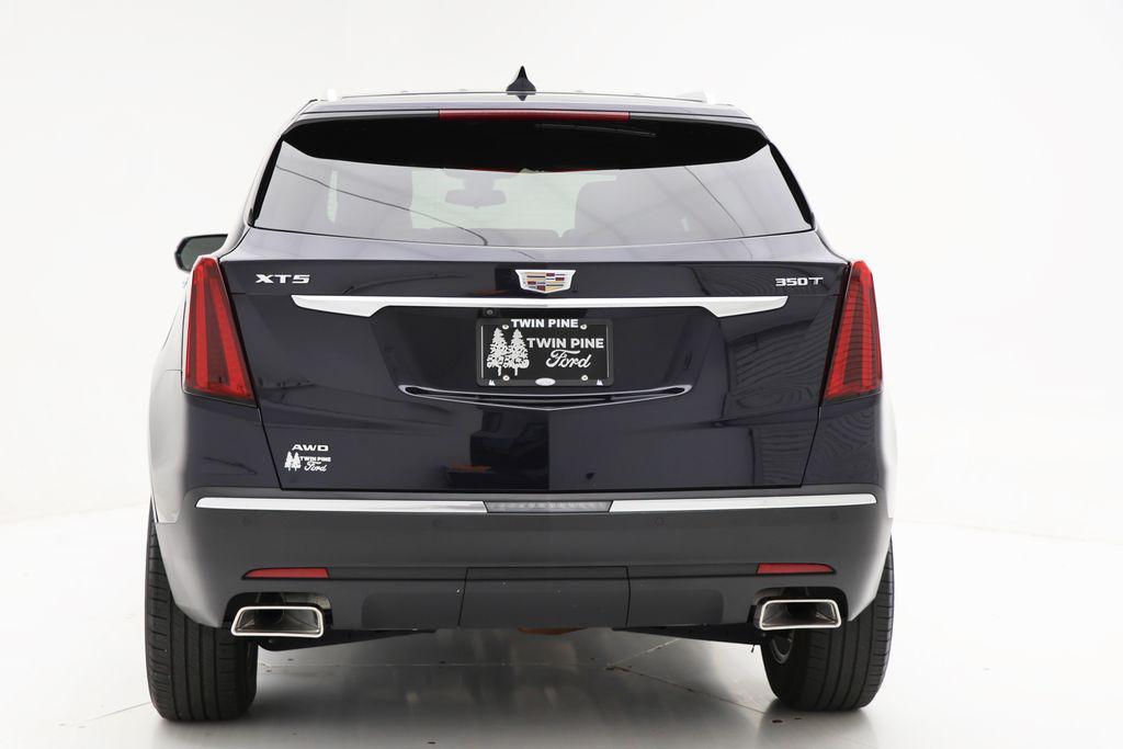 used 2022 Cadillac XT5 car, priced at $25,900