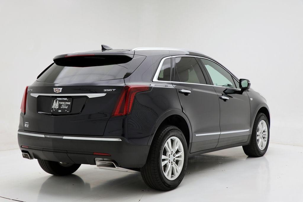 used 2022 Cadillac XT5 car, priced at $25,900