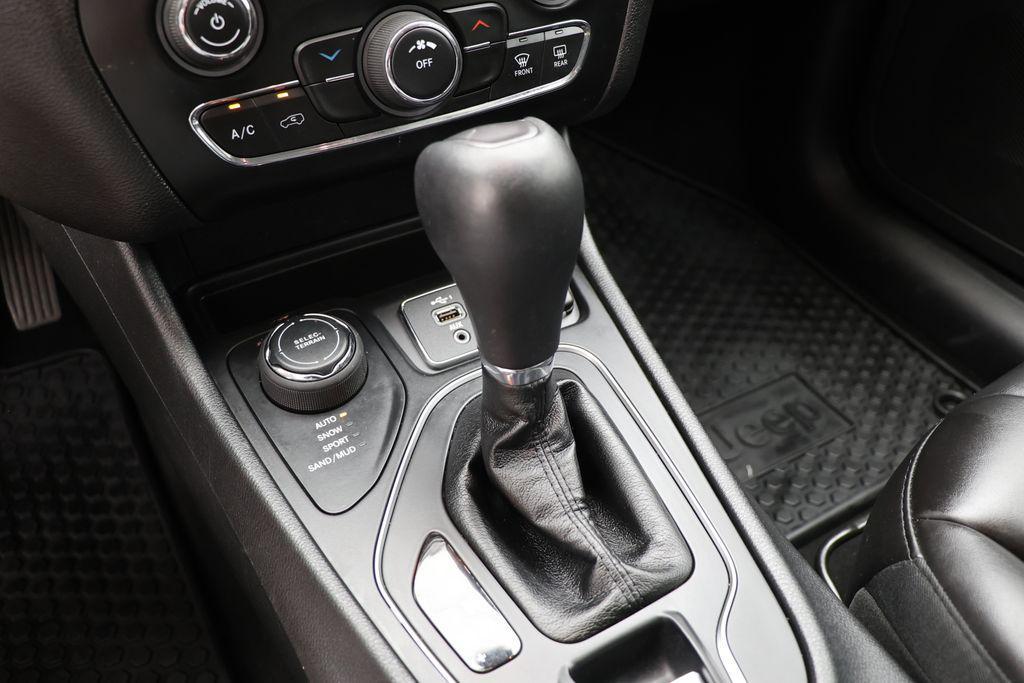 used 2019 Jeep Cherokee car, priced at $18,900