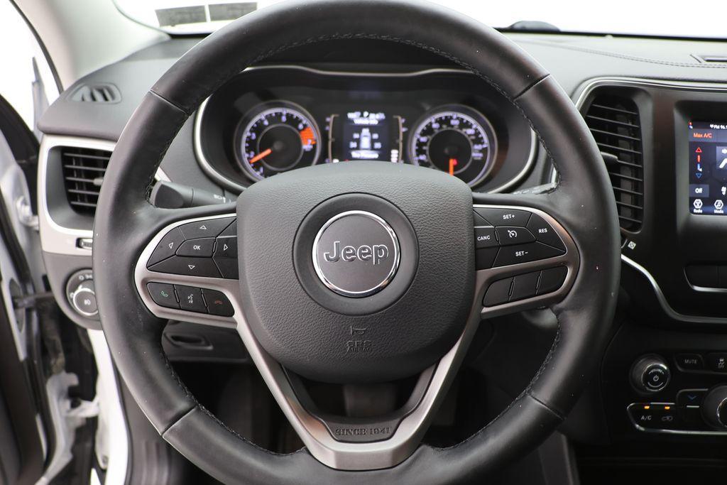 used 2019 Jeep Cherokee car, priced at $18,900