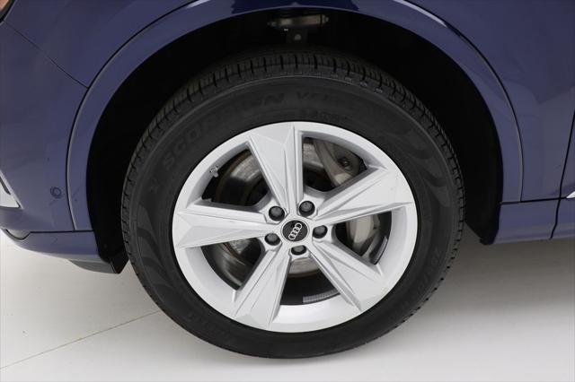 used 2024 Audi Q7 car, priced at $41,800
