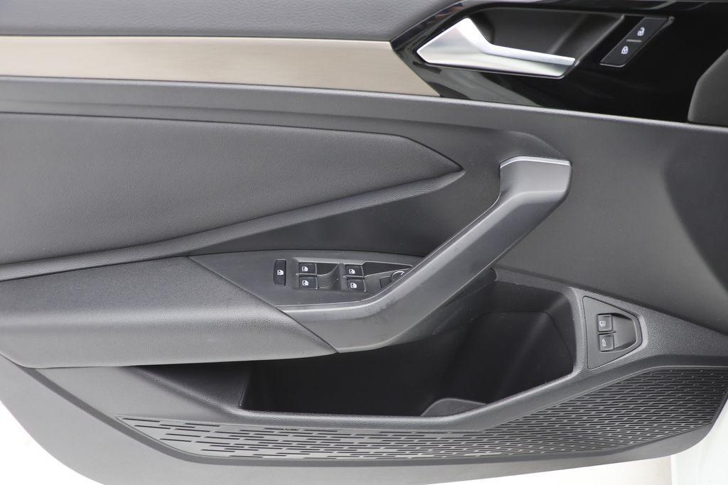 used 2021 Volkswagen Jetta car, priced at $17,900