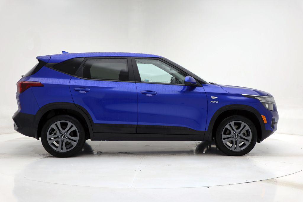 used 2023 Kia Seltos car, priced at $20,400