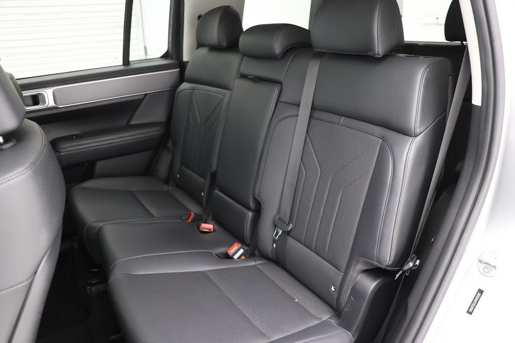 used 2024 Hyundai Santa Fe car, priced at $27,900