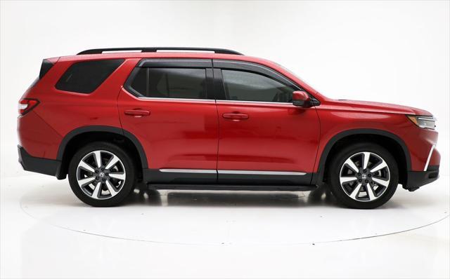 used 2024 Honda Pilot car, priced at $42,900