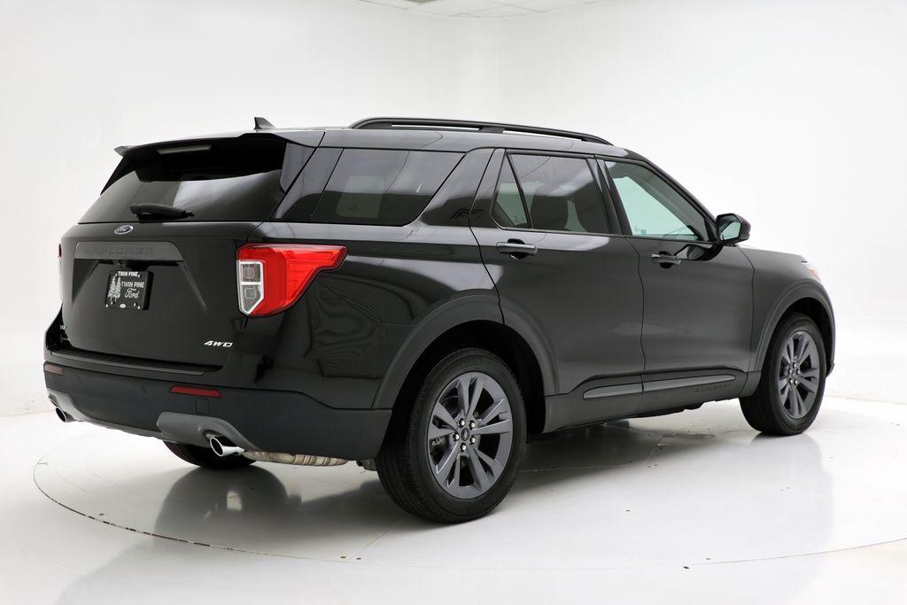 used 2022 Ford Explorer car, priced at $30,900