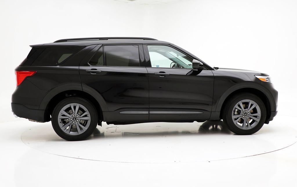used 2022 Ford Explorer car, priced at $30,900