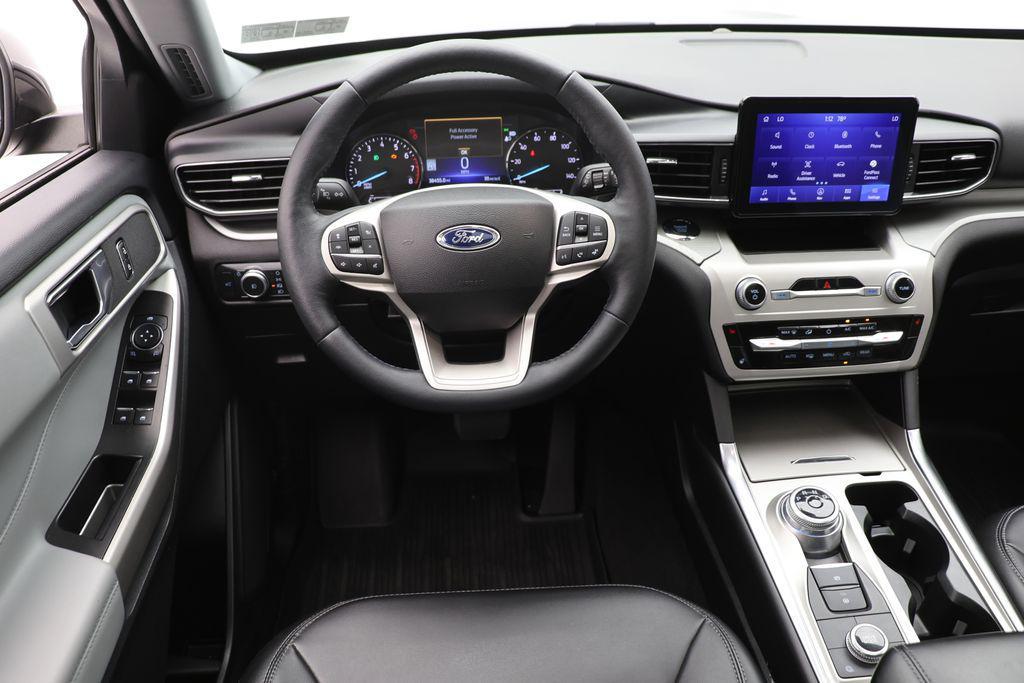 used 2022 Ford Explorer car, priced at $30,900
