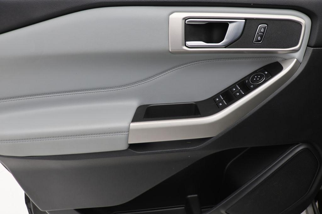 used 2022 Ford Explorer car, priced at $30,900