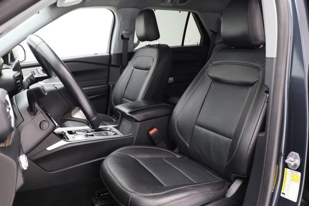 used 2022 Ford Explorer car, priced at $33,900