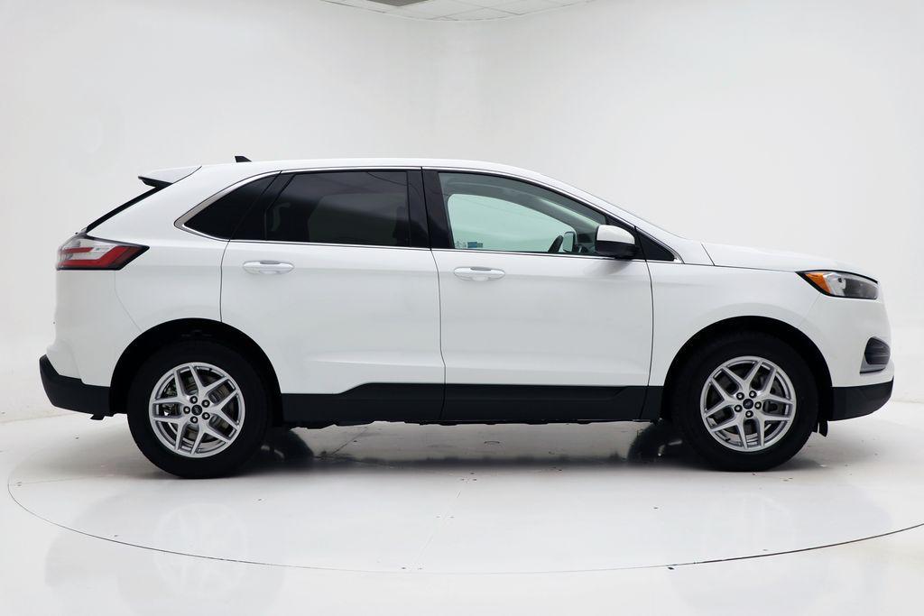 used 2024 Ford Edge car, priced at $23,900