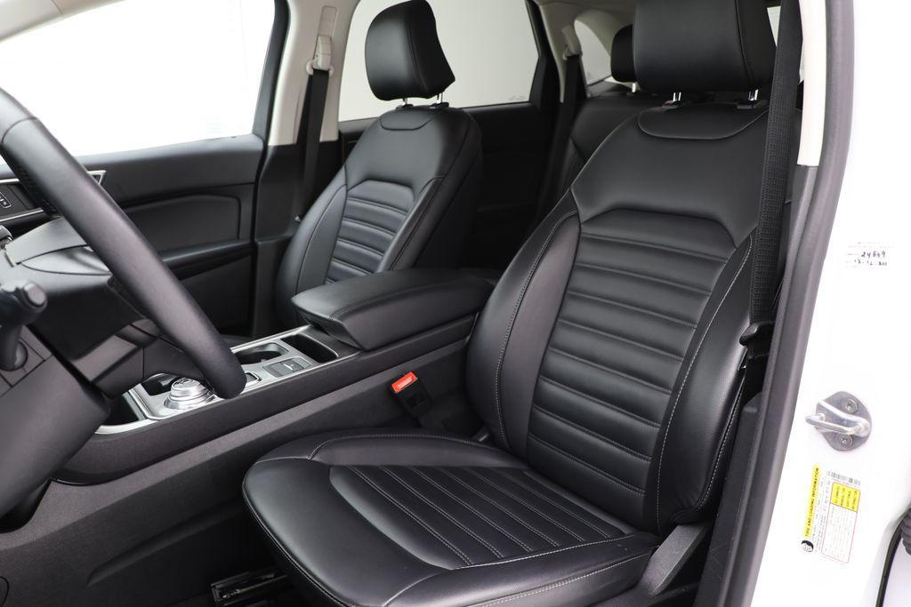 used 2024 Ford Edge car, priced at $23,900