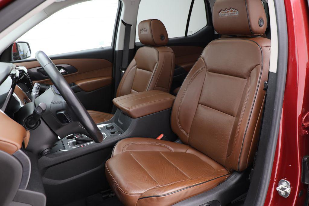 used 2018 Chevrolet Traverse car, priced at $20,995