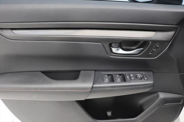 used 2025 Honda CR-V Hybrid car, priced at $37,400