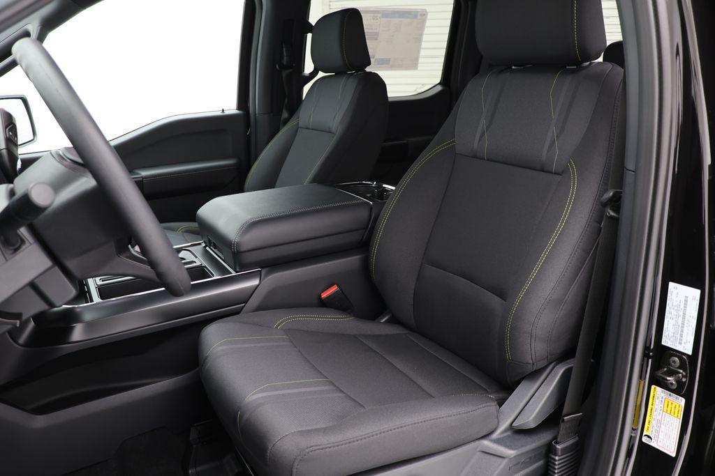 new 2025 Ford F-150 car, priced at $46,164