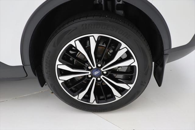used 2022 Ford Escape car, priced at $22,900