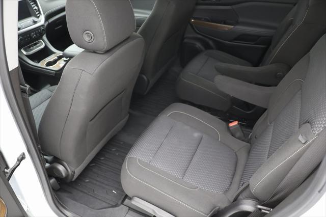 used 2023 GMC Acadia car, priced at $30,400