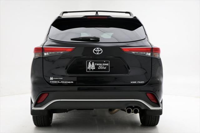 used 2021 Toyota Highlander car, priced at $34,800