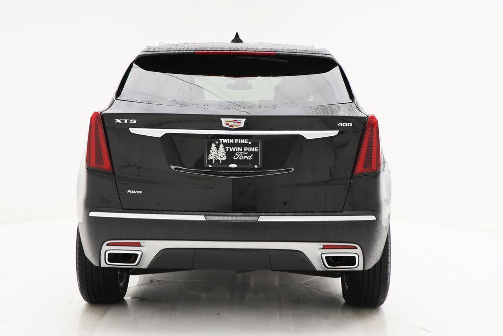 used 2025 Cadillac XT5 car, priced at $42,800