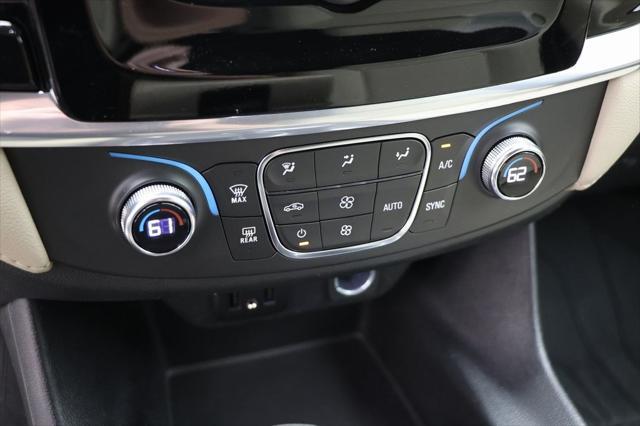 used 2022 Chevrolet Traverse car, priced at $27,400