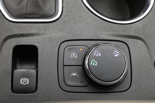 used 2022 Chevrolet Traverse car, priced at $27,400