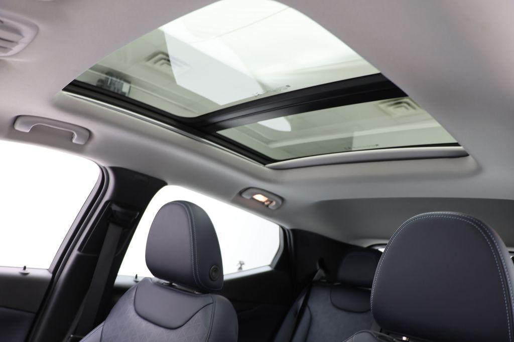used 2022 Chevrolet Bolt EUV car, priced at $19,800