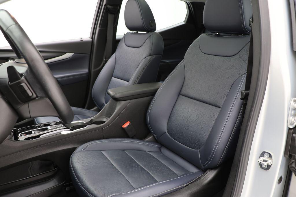 used 2022 Chevrolet Bolt EUV car, priced at $19,800