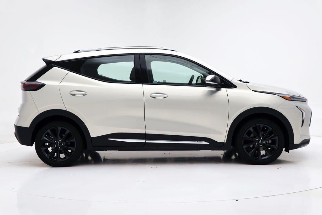 used 2022 Chevrolet Bolt EUV car, priced at $19,800