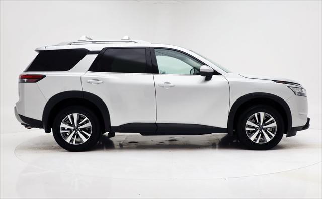 used 2023 Nissan Pathfinder car, priced at $30,900