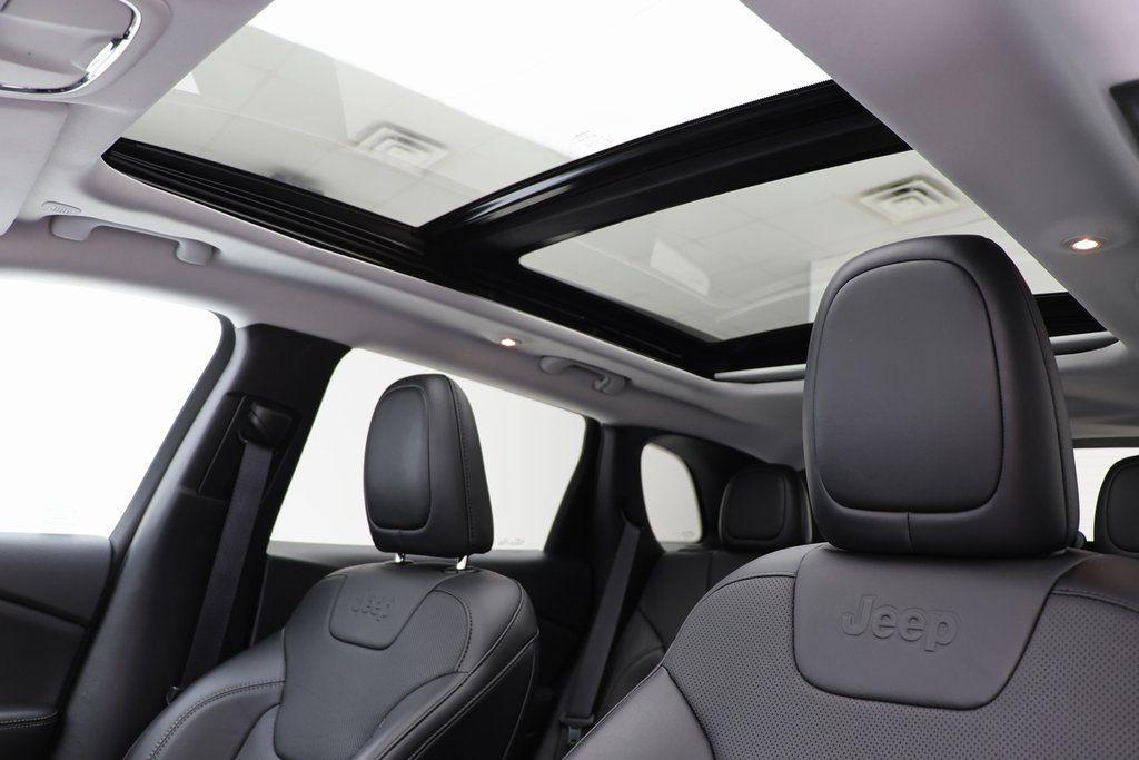 used 2022 Jeep Cherokee car, priced at $26,900