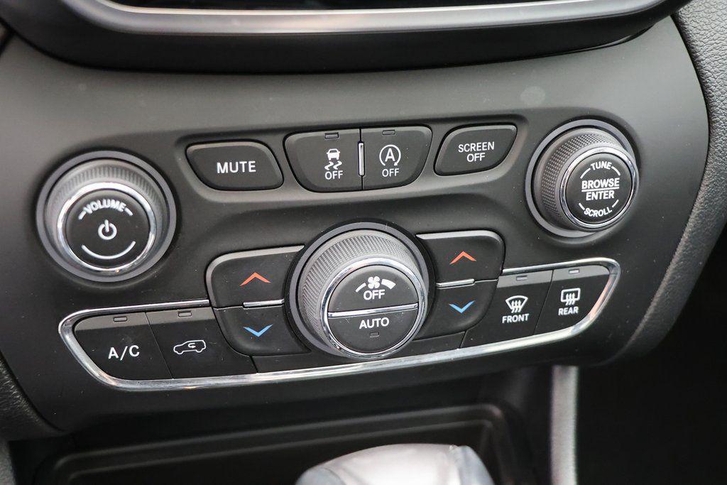 used 2022 Jeep Cherokee car, priced at $26,900
