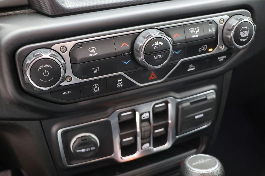 used 2023 Jeep Gladiator car, priced at $29,800