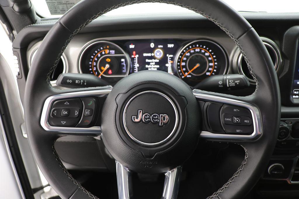 used 2023 Jeep Gladiator car, priced at $29,800