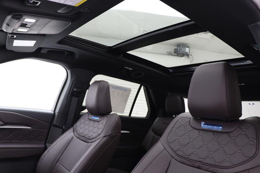 new 2025 Ford Explorer car, priced at $55,870