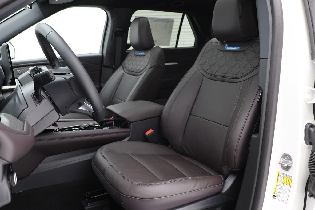 new 2025 Ford Explorer car, priced at $55,870
