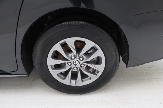 used 2023 Toyota Sienna car, priced at $38,400