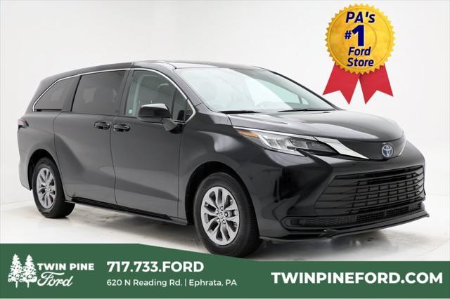 used 2023 Toyota Sienna car, priced at $38,400
