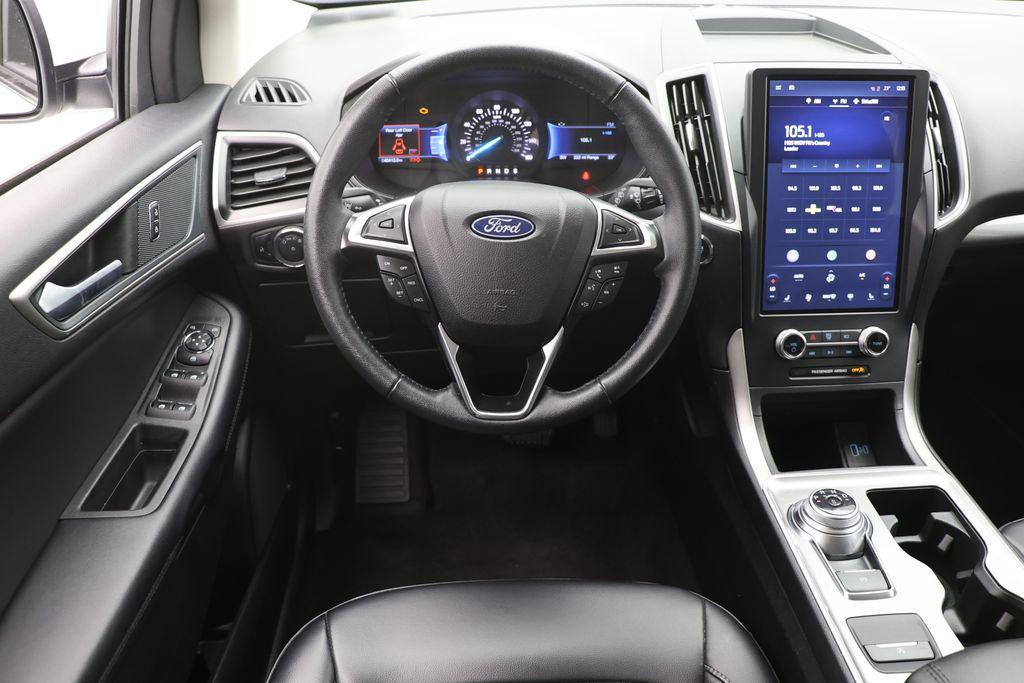 used 2024 Ford Edge car, priced at $21,900