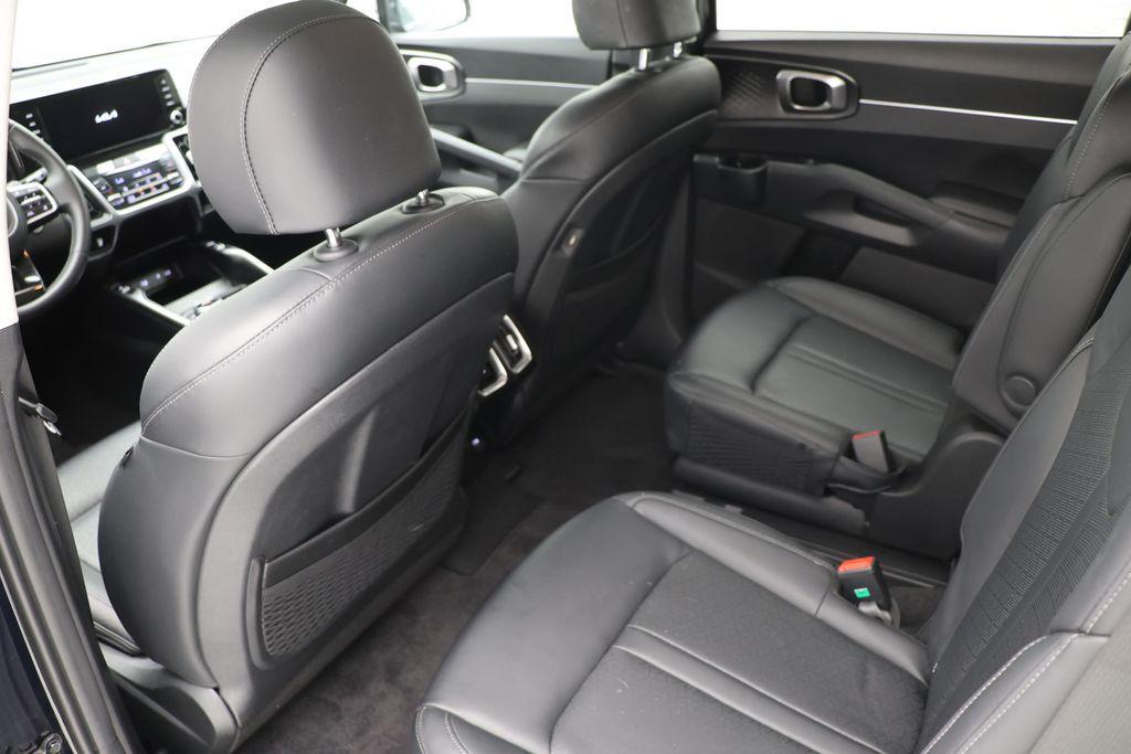 used 2023 Kia Sorento Hybrid car, priced at $31,500