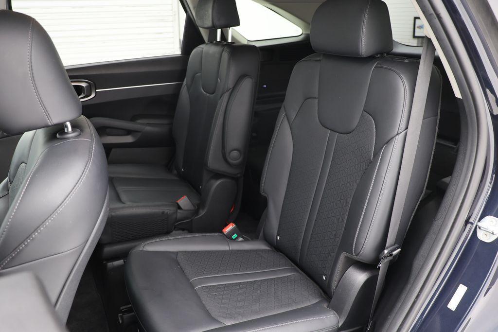 used 2023 Kia Sorento Hybrid car, priced at $31,500