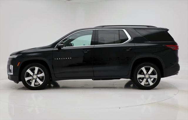 used 2022 Chevrolet Traverse car, priced at $33,400