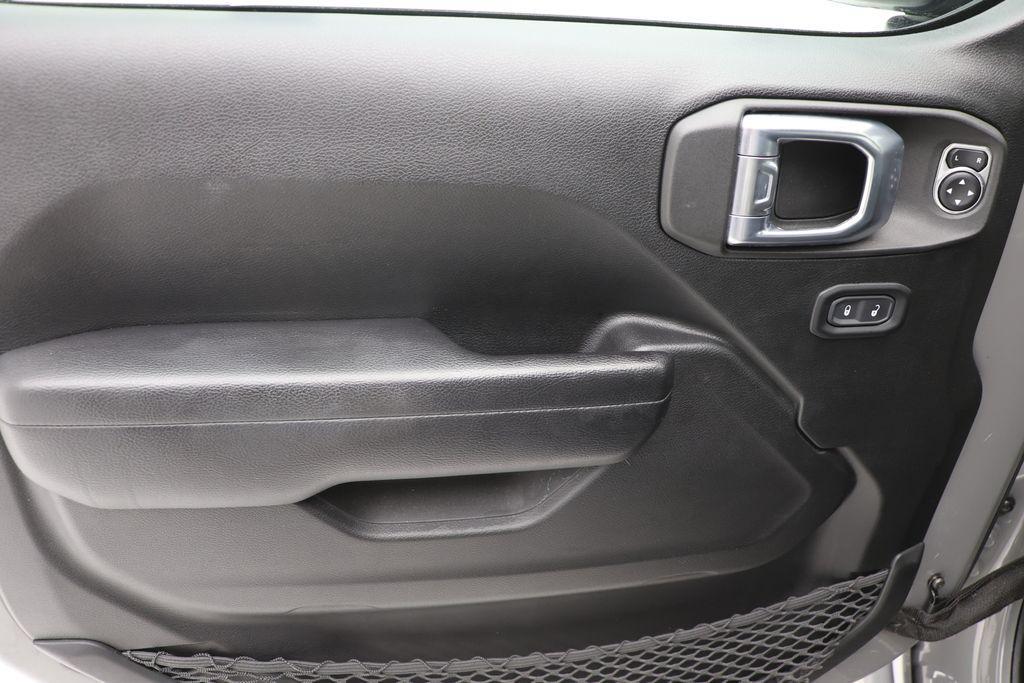 used 2021 Jeep Wrangler car, priced at $29,900